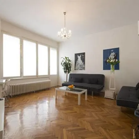 Main Square Apartment